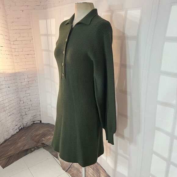 Versona NWT Green Collared Long Sleeve Knitted Sweater Dress Size Medium - Picture 3 of 11